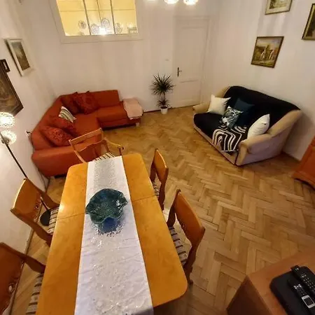 - Mi Stare Апартаменты *