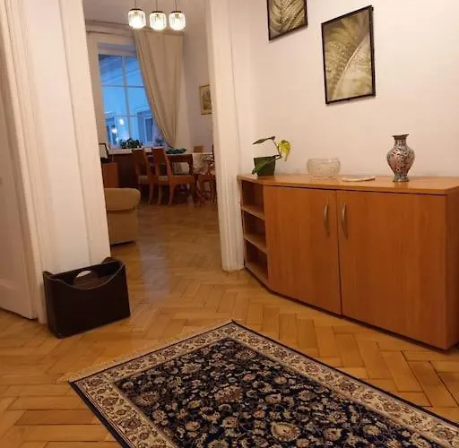 - Mi Stare Appartement Varsovie