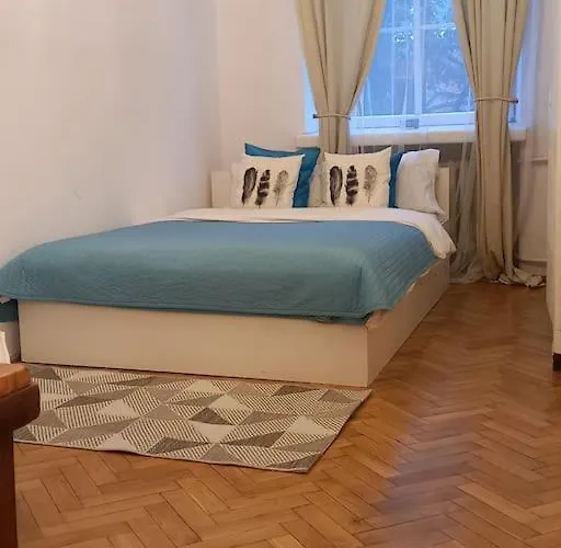 - Mi Stare Appartement Varsovie